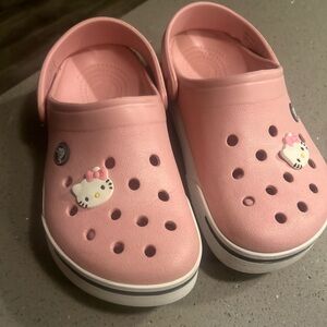 Hello Kitty Pink Clog-Style Slippers